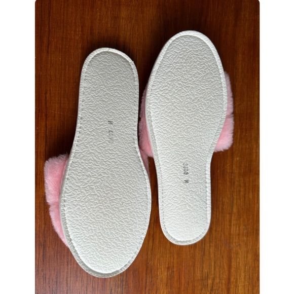 Vintage Fuzzy Bedroom Slippers in Light Baby Pink • Peep Toe • 60s MCM - Medium - Picture 7 of 9